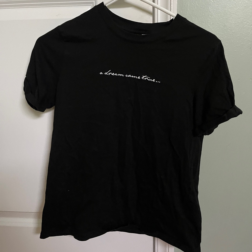 xs h&m black graphic tee “a dream come true”